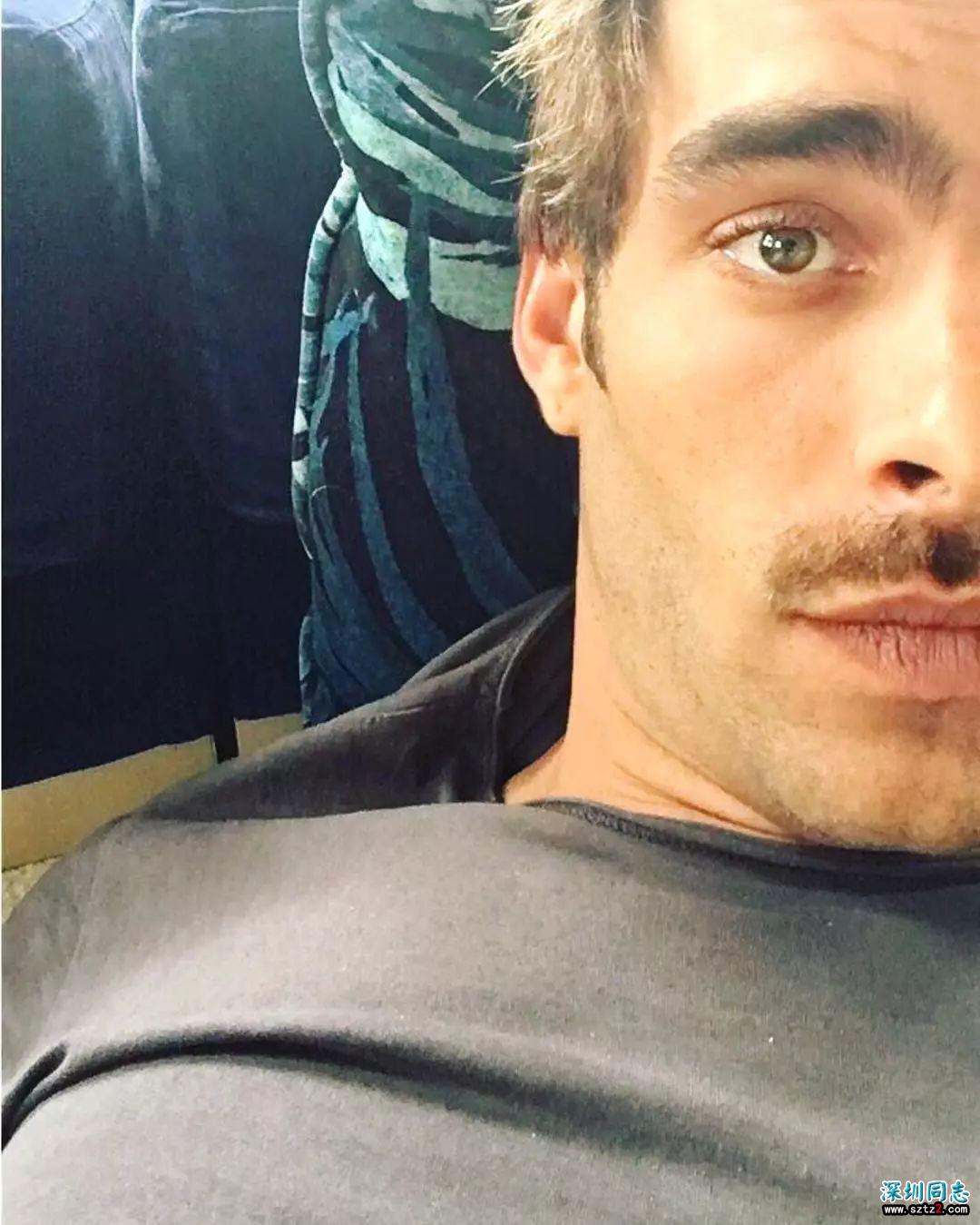 Jon Kortajarena 不仅是超模，还是Gay圈模范！