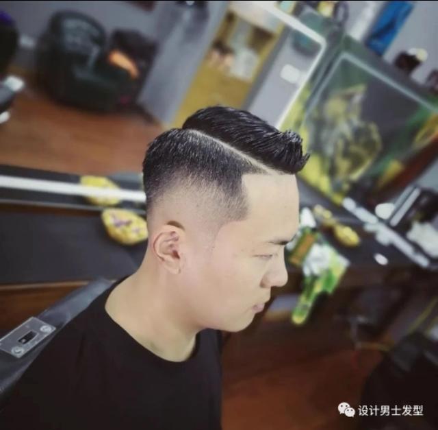 男士发型怎么才能帅气逼人，越看越帅呢